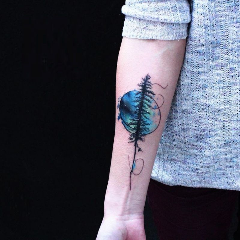 lonely tree and the northern lights tattoo  Tayfun Bezgin 19  KickAss  Things