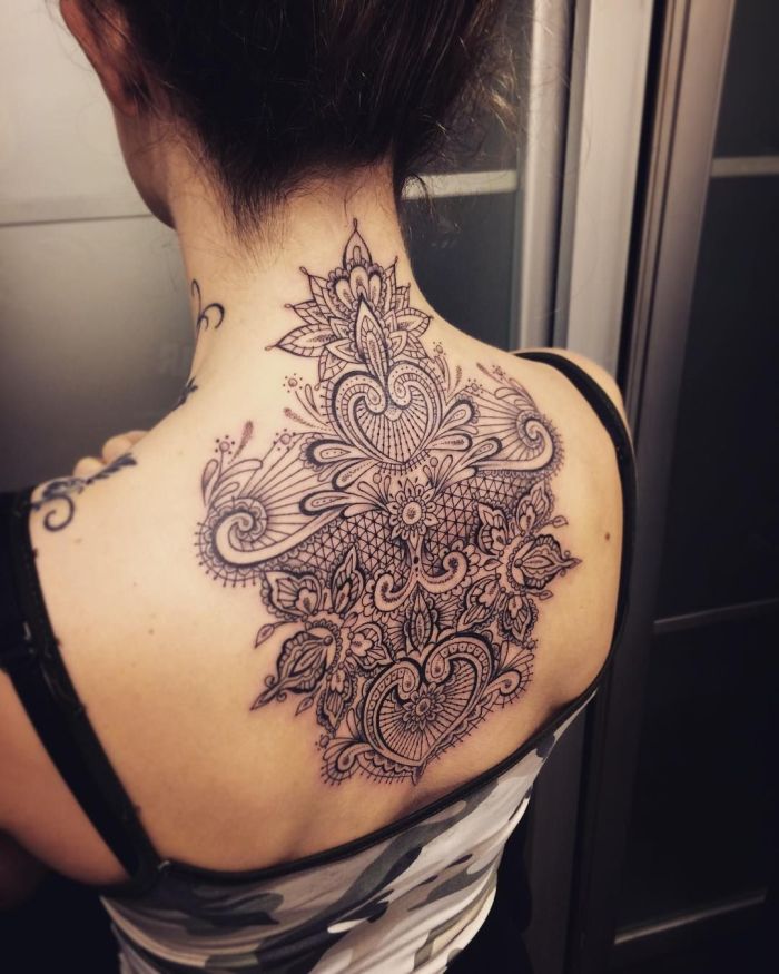 46 Feminine Lace Tattoo Designs