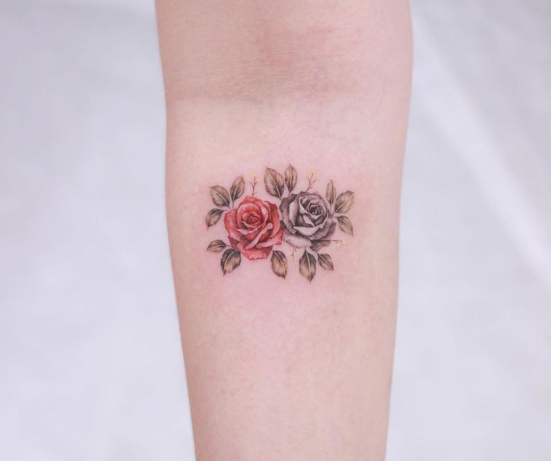 EGMBGM 24 Sheets Black Sketch Rose With Snake Temporary Tattoos For Women  Sexy Red Rose Branch Crescent Moon Tattoo Sticker For Girls Waterproof Arm  Leg Neck Fake Flowers Tattoo Temporary Tatoo Kit