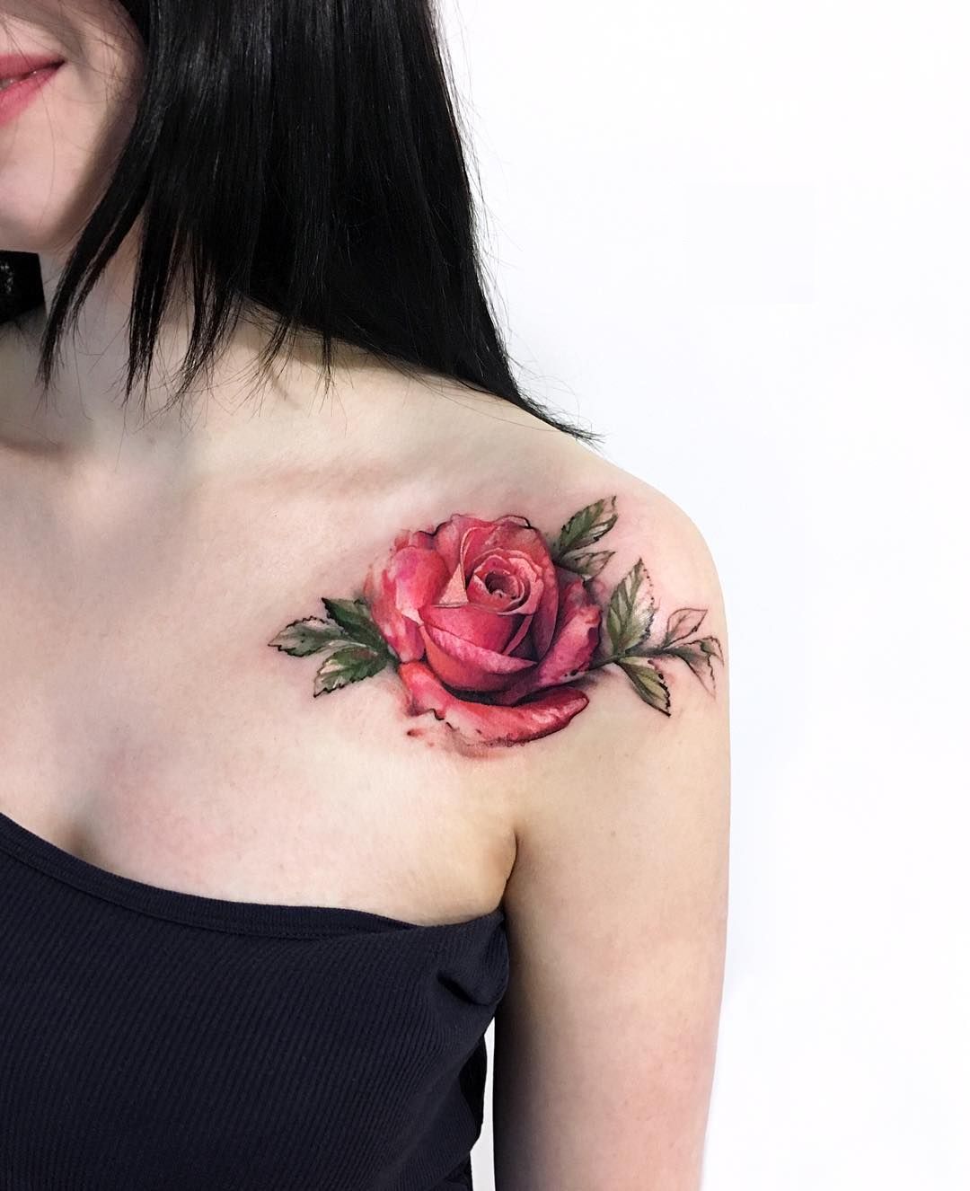 rose shoulder tattoo  Maingriz Tattoo Design