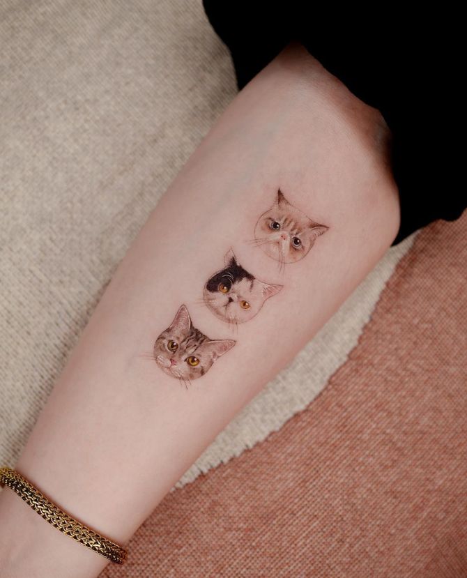 Do delicate and minimalist tattoo design for your pet by Cayacheng_art |  Fiverr