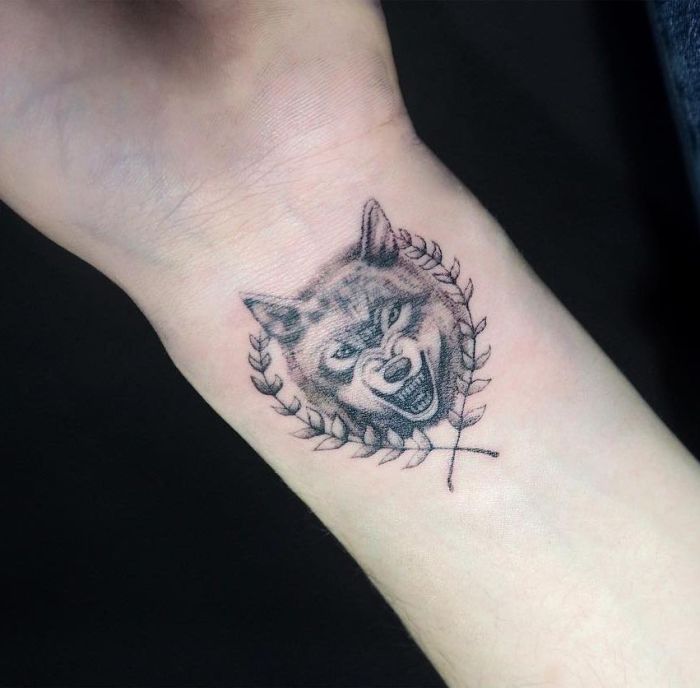 Wolf Tattoos | Geometric tattoo, Fox tattoo design, Tattoos