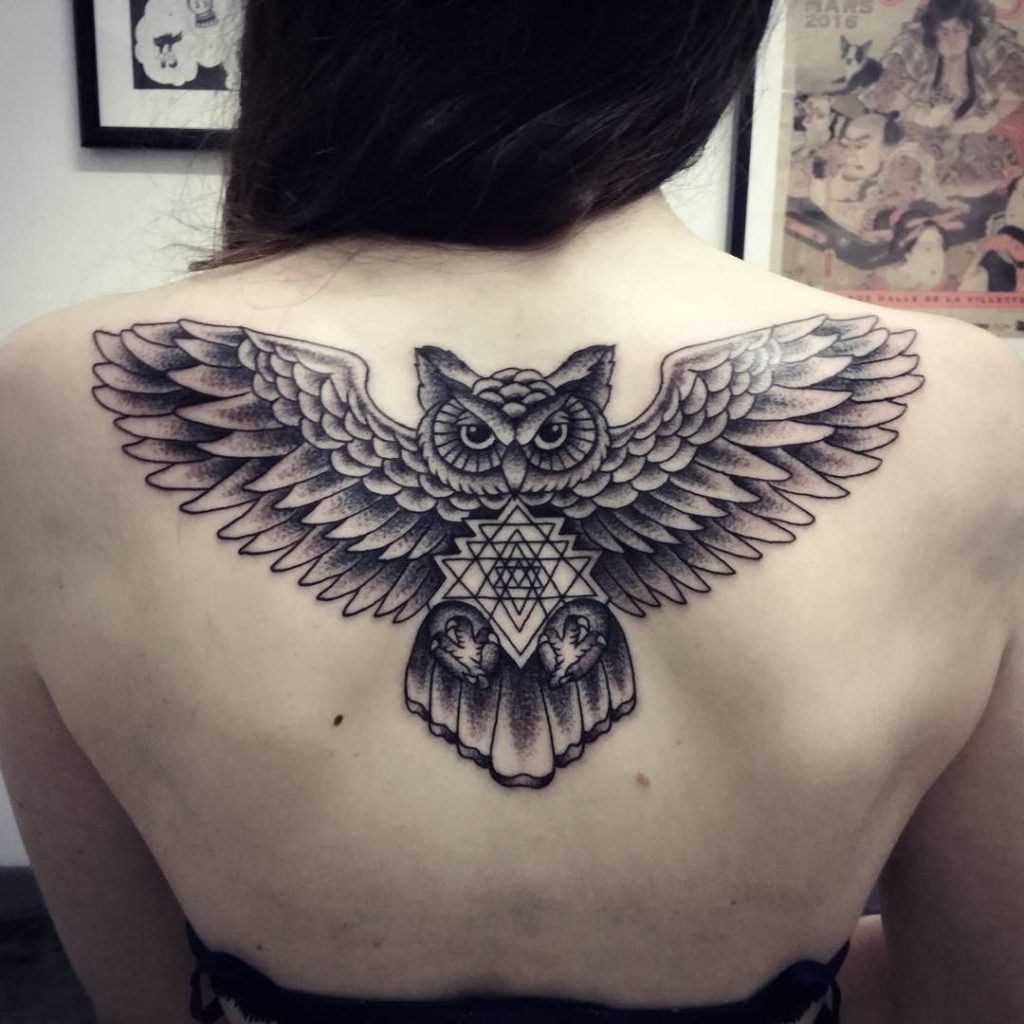 40 Owl Back Tattoo Designs For Men  Cool Bird Ink Ideas  Tatuagem coruja  Tatuagem masculina Tatuagem