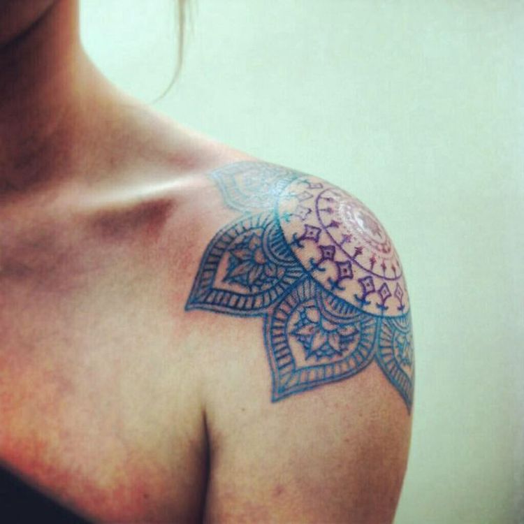 beautiful shoulder mandala tattoo - KickAss Things