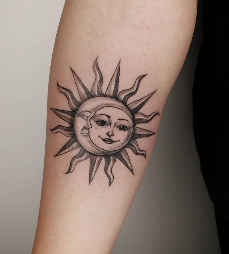 25 Sun and Moon Tattoo Design Ideas