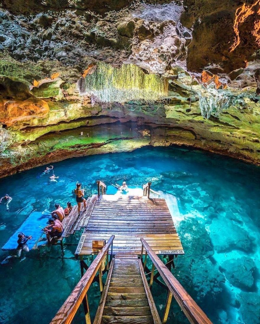10 Spectacular Swimming Holes Around the World - KickAss Things