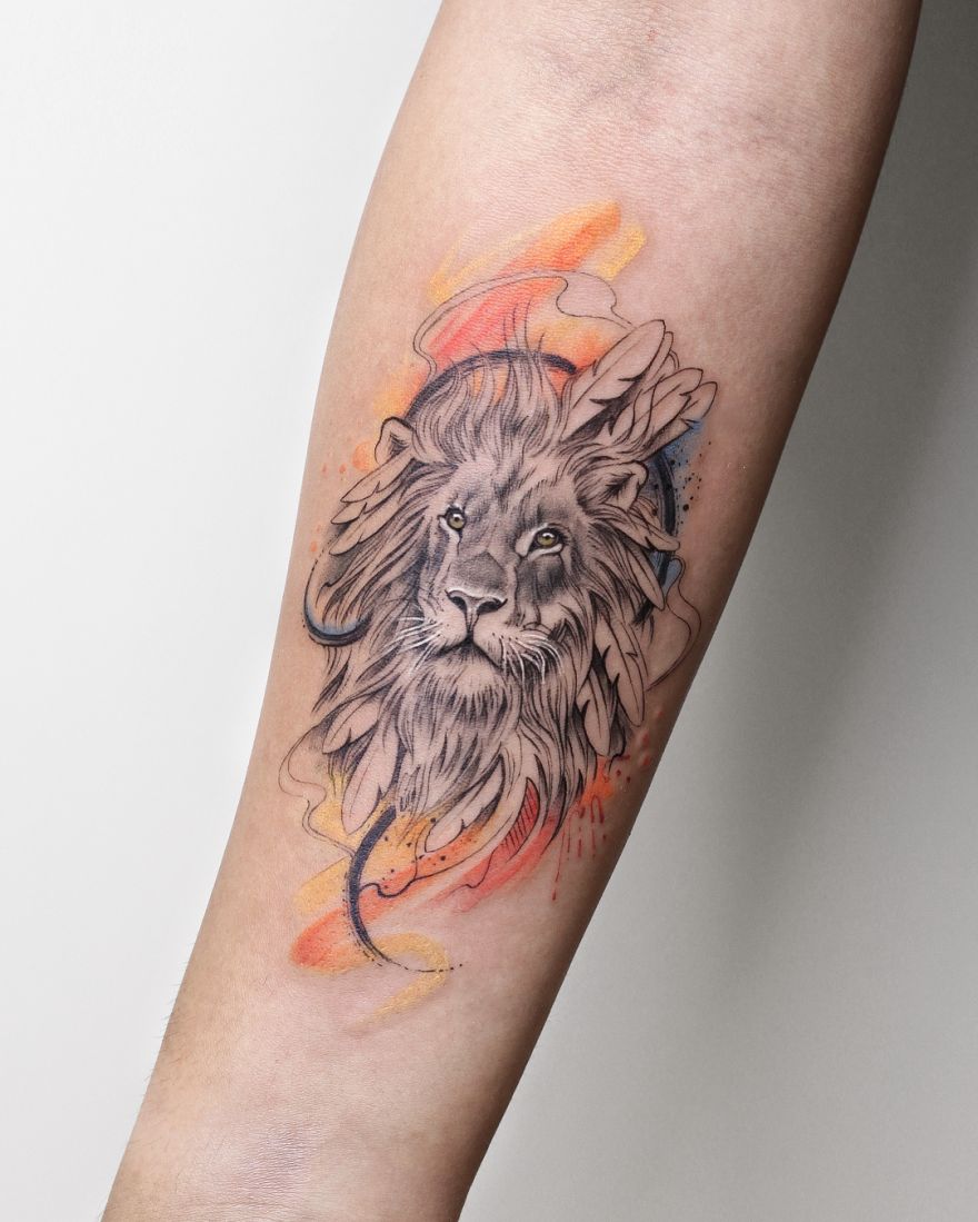 watercolor lion tattoo