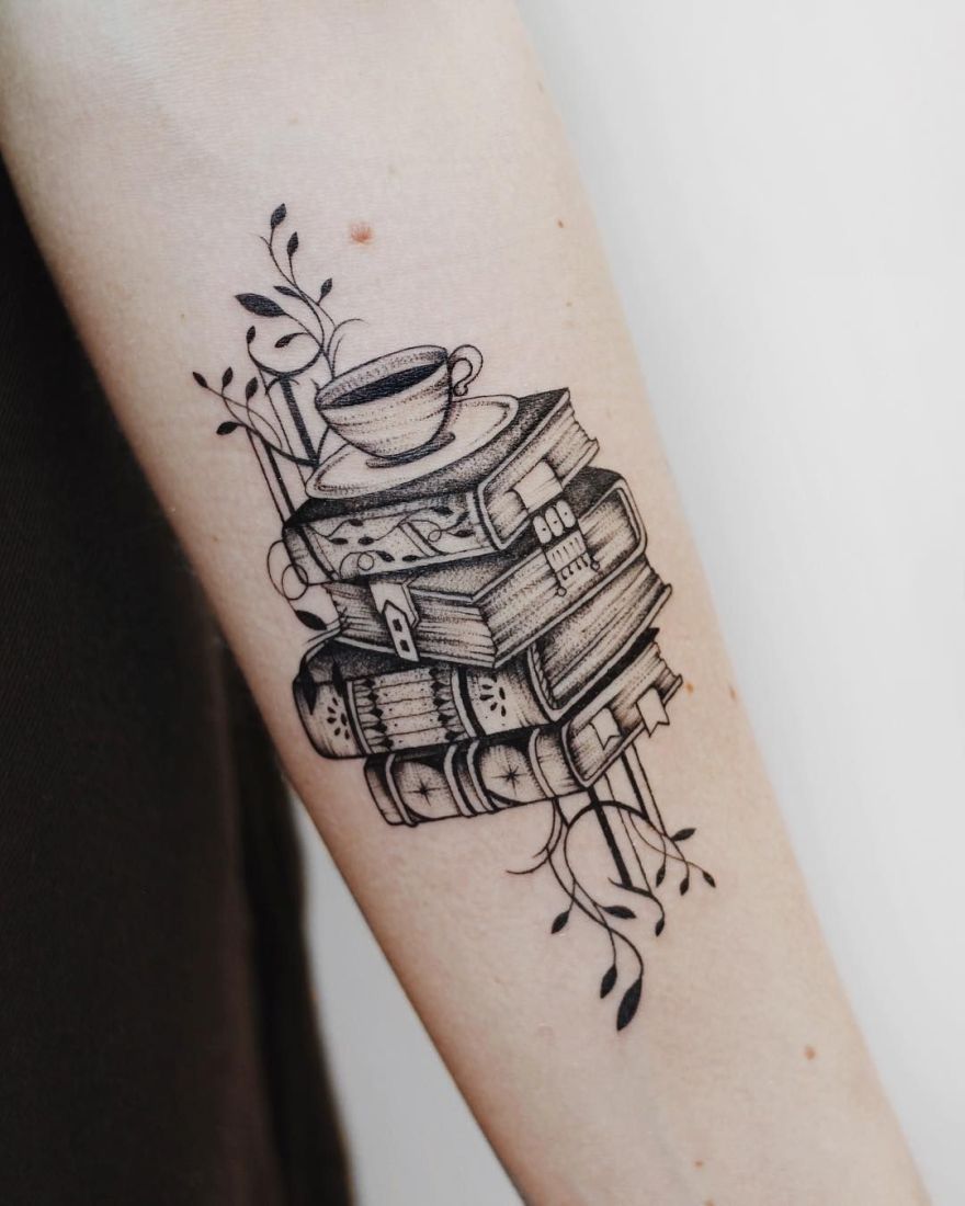 My book lover tattoo with fav authors initials on the spine. :  r/RomanceBooks