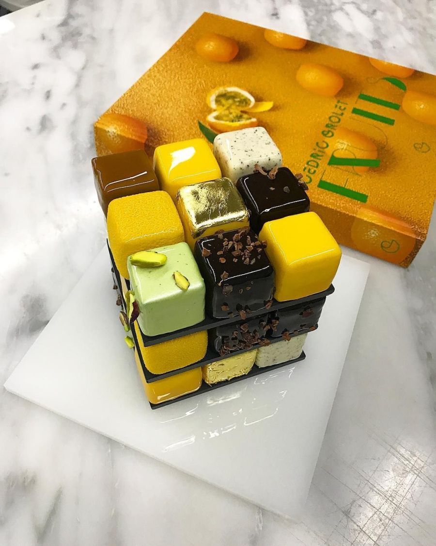 These Rubik S Cube Cakes Are As Eye Catching As They Are Tasty Kickass Things