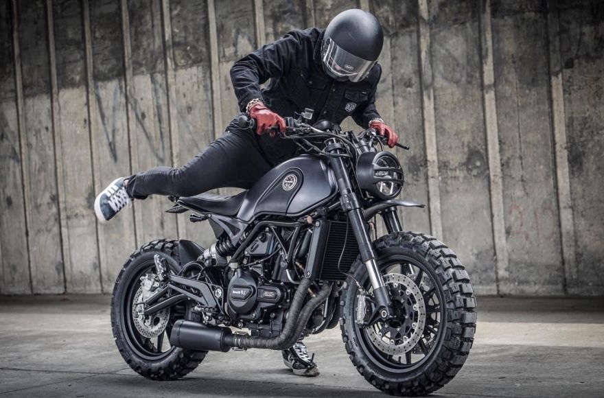 custom scrambler bike