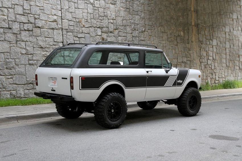 International Scout II Traveler