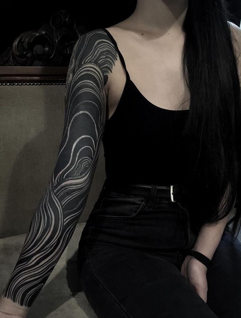 awesome solid black tattoos