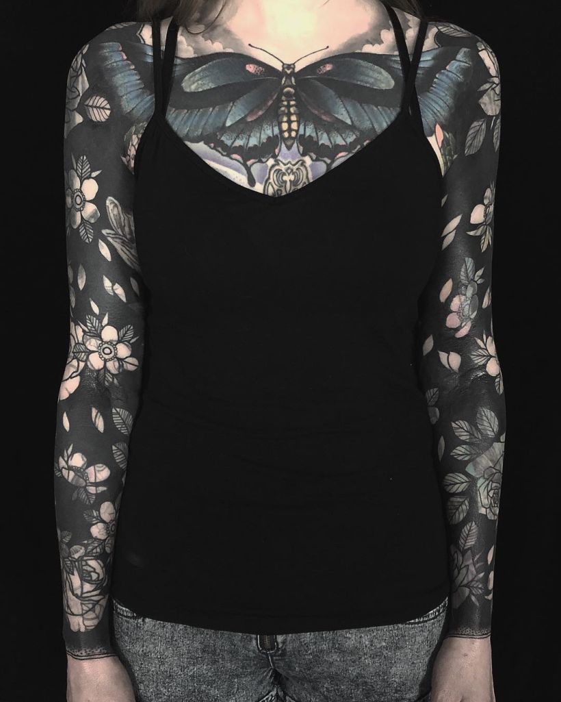 solid black tattoos for women