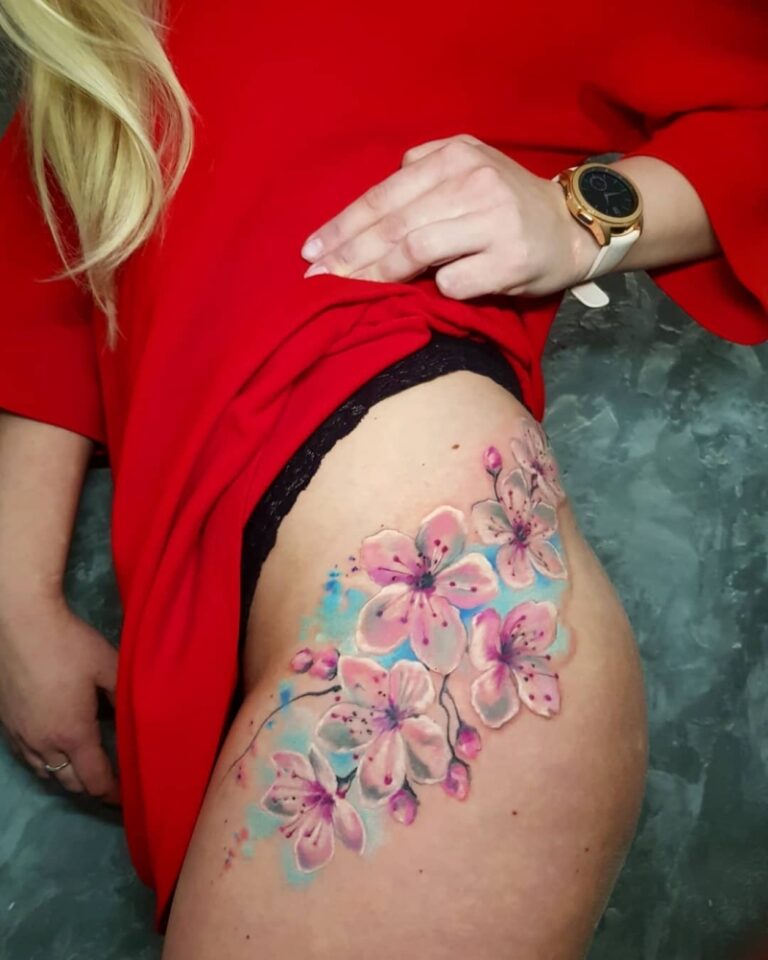 50 Chic And Sexy Hip Tattoos For Women Kickass Things