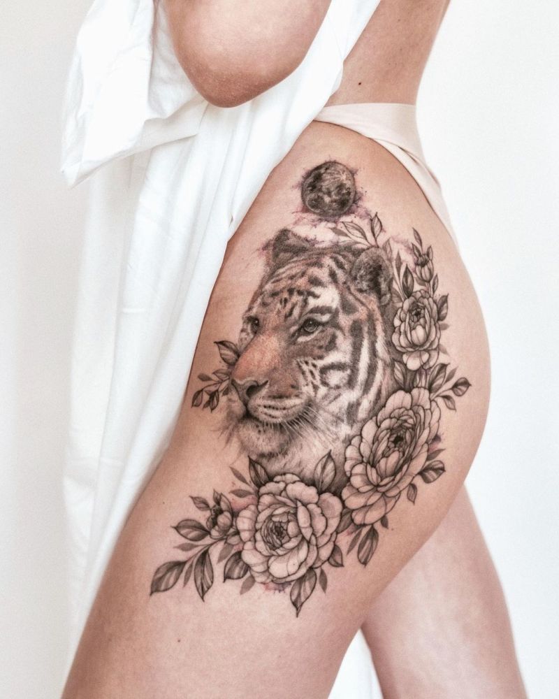 tiger hip tattoo for girls @solovyovatattooer - KickAss Things